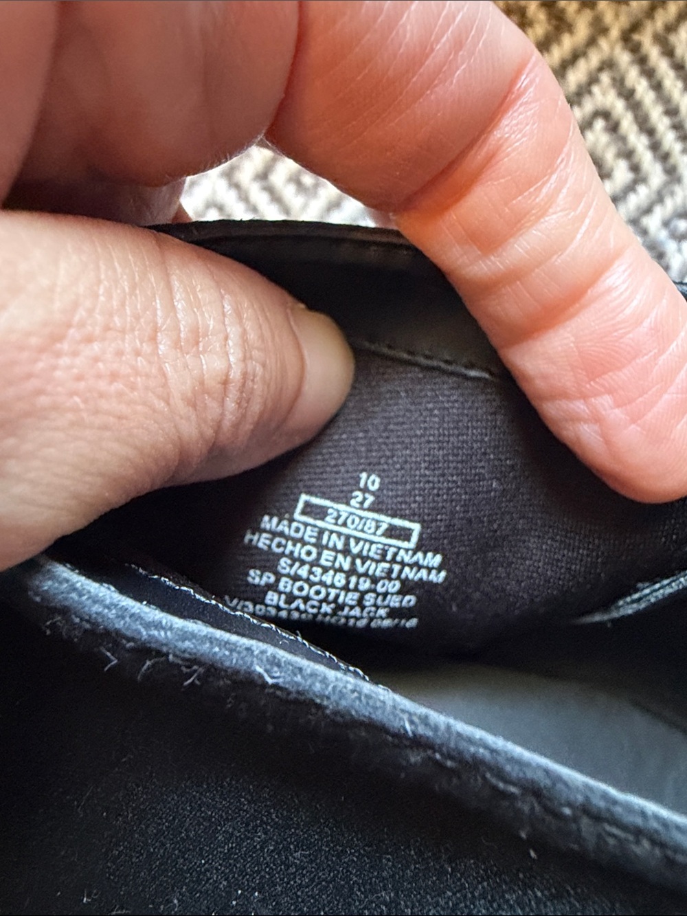 Old Navy Black Pointed Toe Ankle Booties - Picture 11 of 13